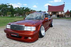 Juara 3 - toyota crown