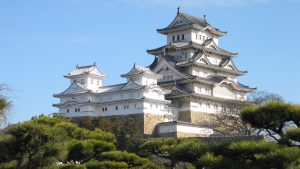 Himeji_Castle_The_Keep_Towers_edited